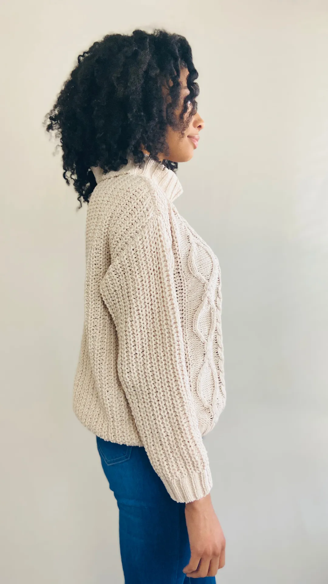 Chunky Knit Sweater (Soft White)