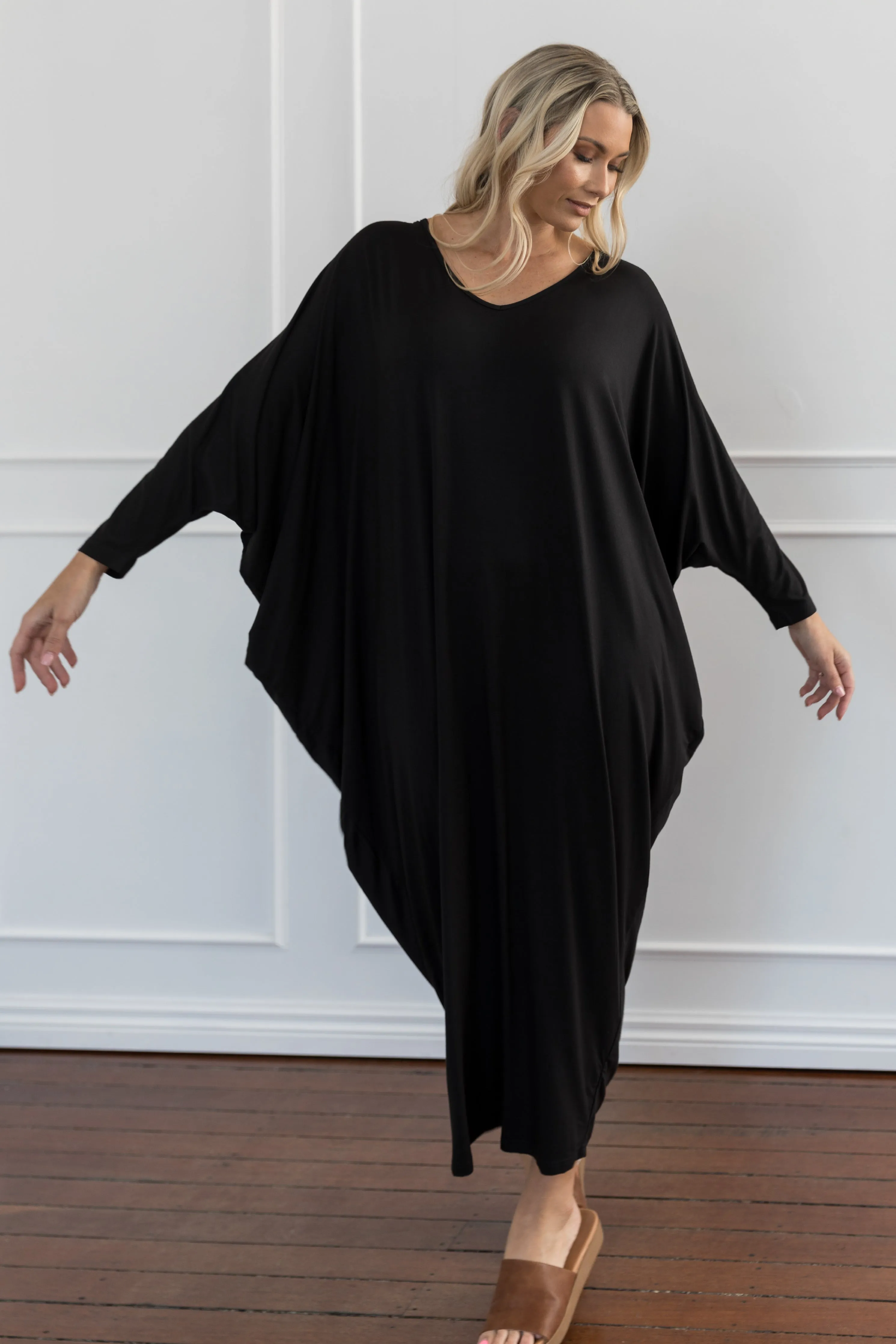 Long Sleeve Maxi Miracle Dress | Black