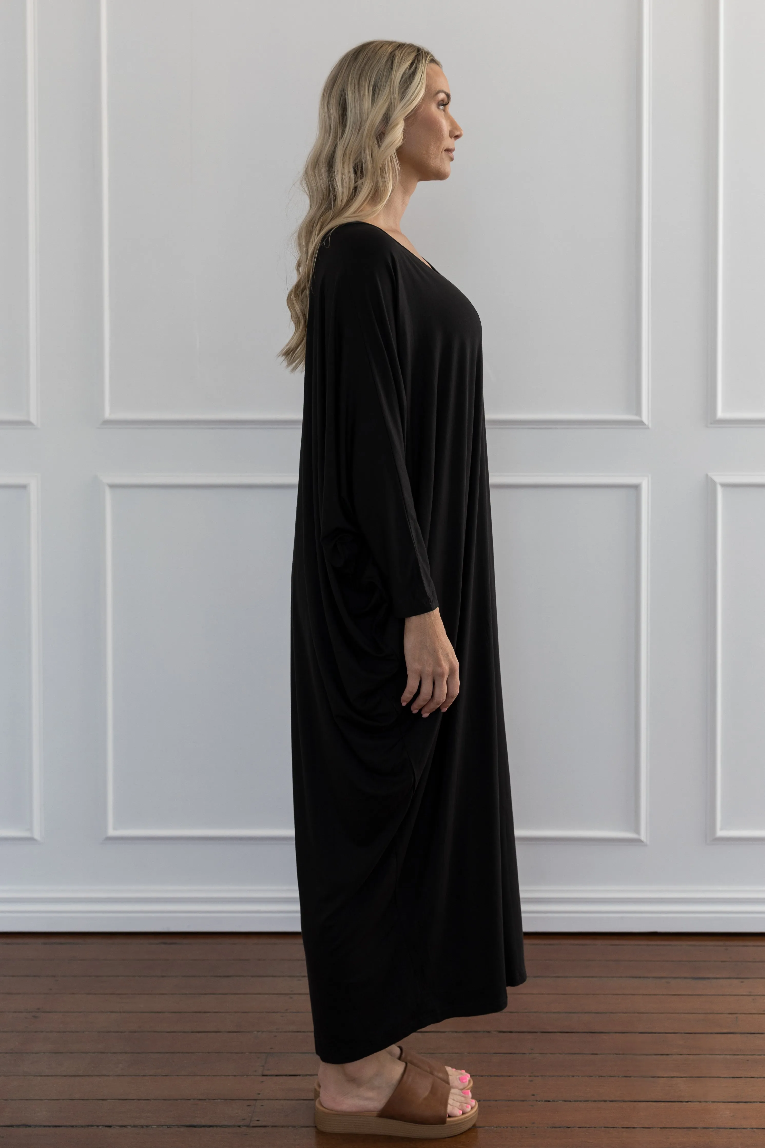 Long Sleeve Maxi Miracle Dress | Black