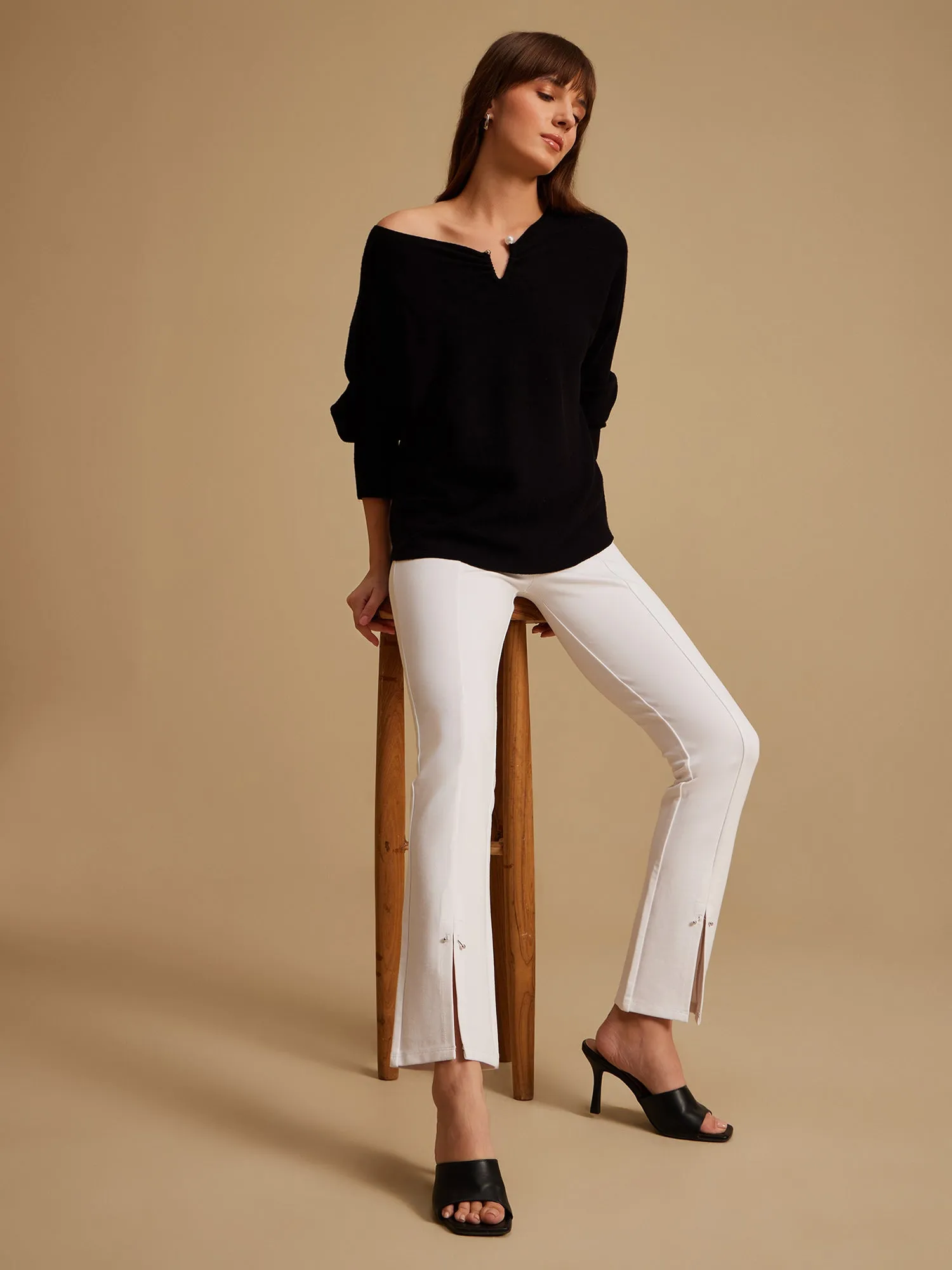 Pullover With Pearl Embellishment