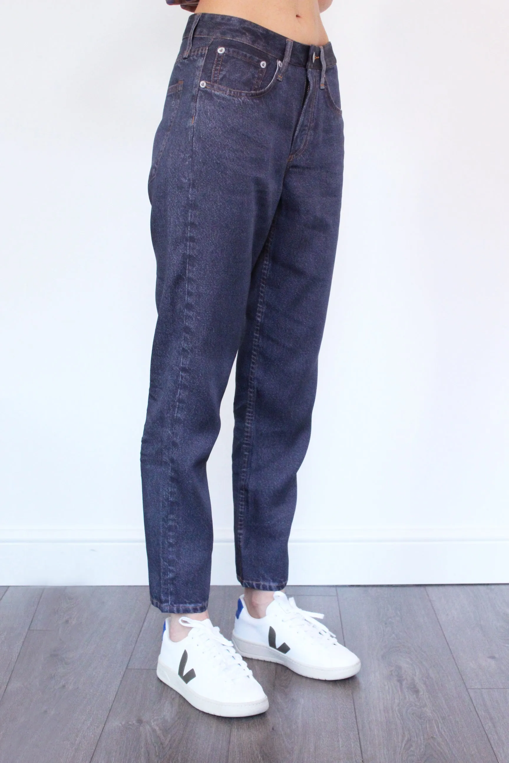 R&B Rosa Liquid Miramar Jogger in Briddle