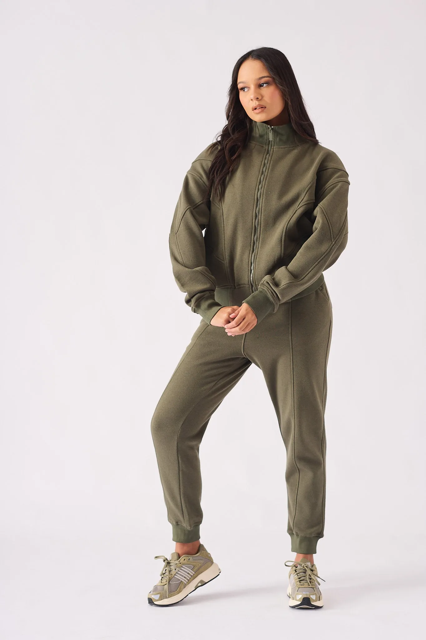 TAPERED JOGGERS - GREEN