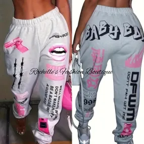 White Letter & Lips Jogging Pant